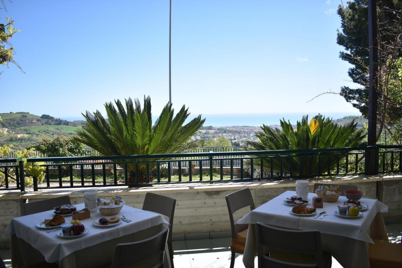 Hotel Ristorante Il Grillo Acquaviva Picena Exteriér fotografie